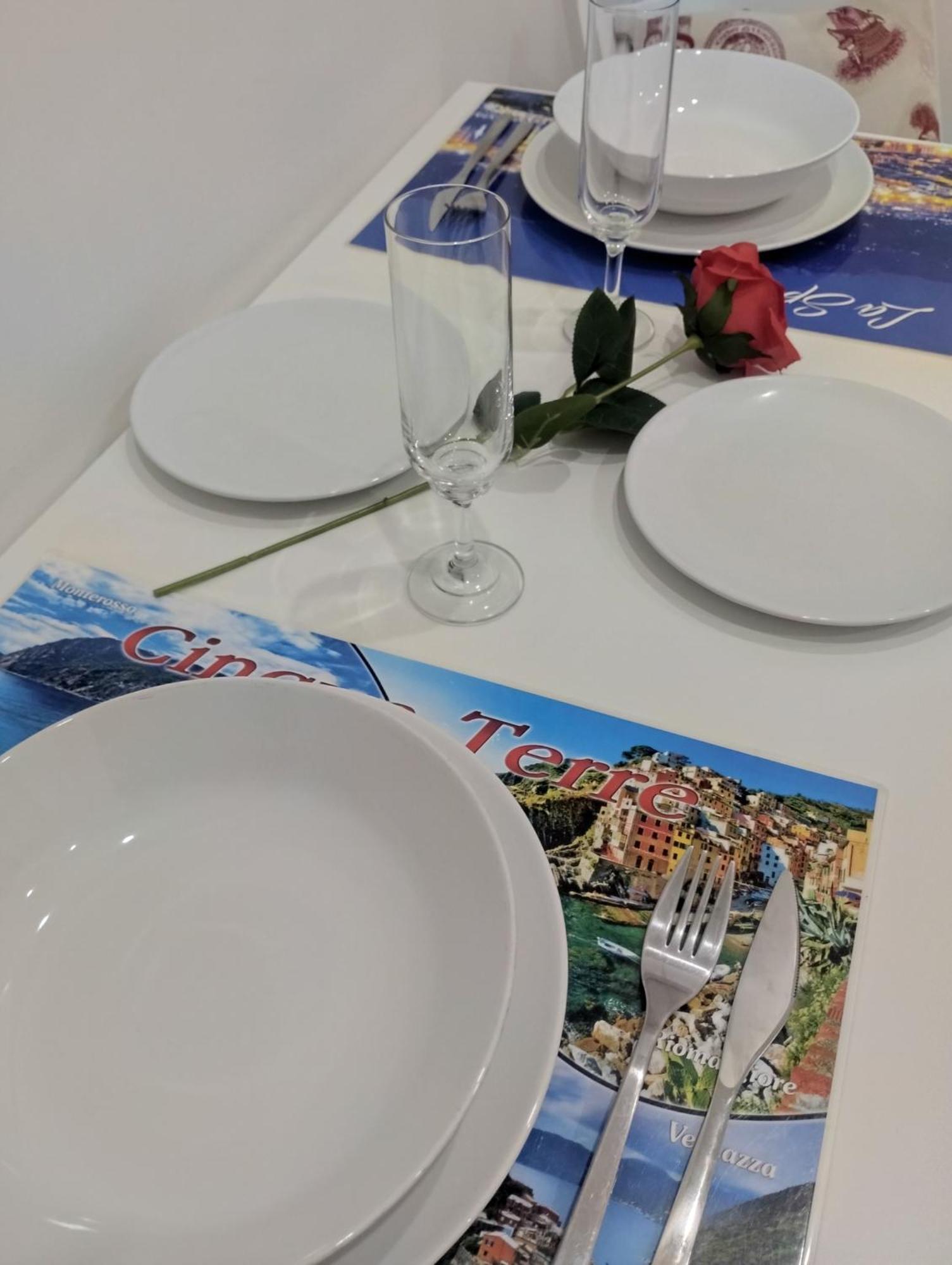 Appartement Casa Vacanze Andrea La Tua Base Per Visitare Il Mare Delle Cinque Terre à La Spezia Extérieur photo